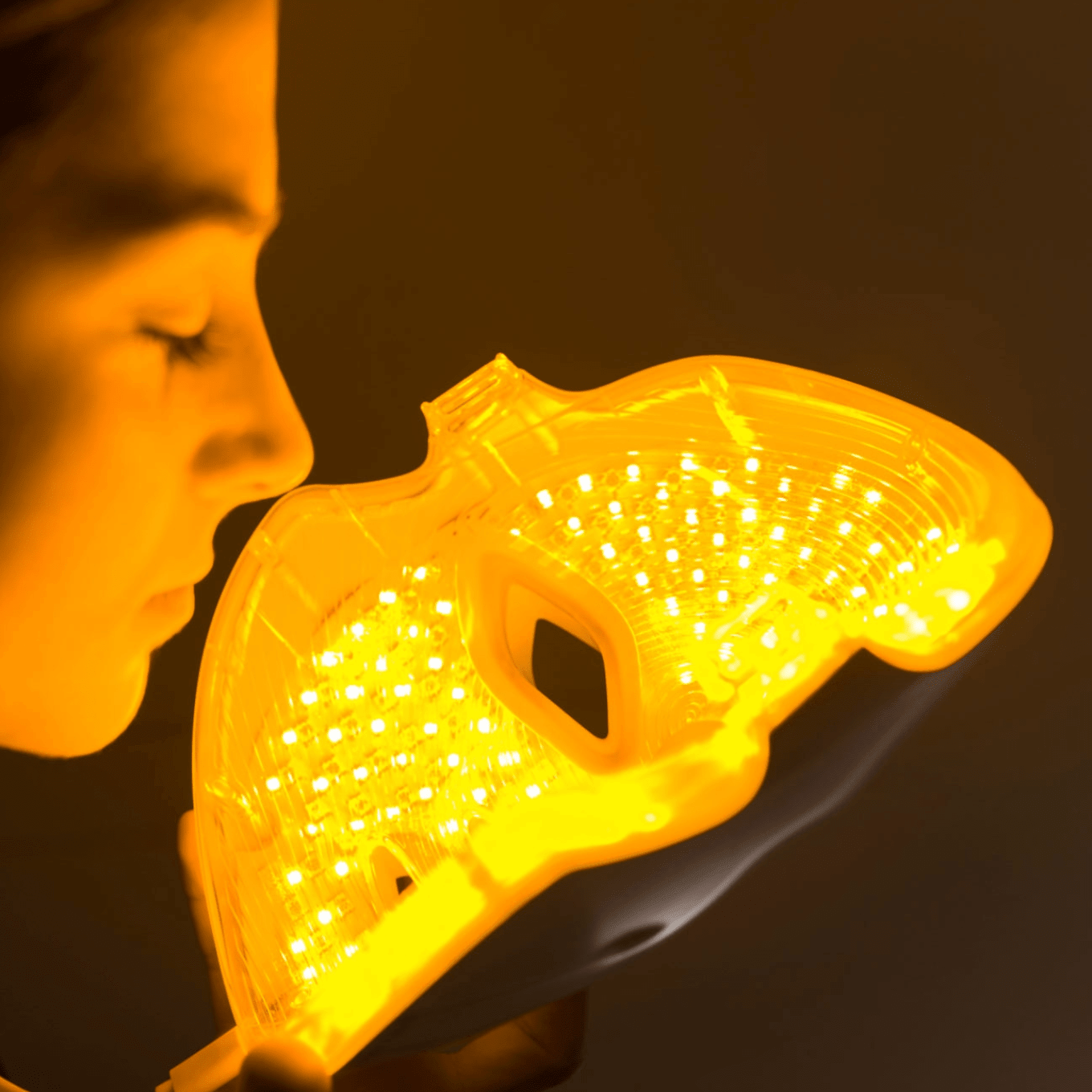 Genève LED Mask - Light Therapy